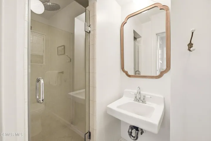 5415 Carpenter Ave Valley Village-32