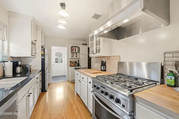 5415 Carpenter Ave Valley Village-25