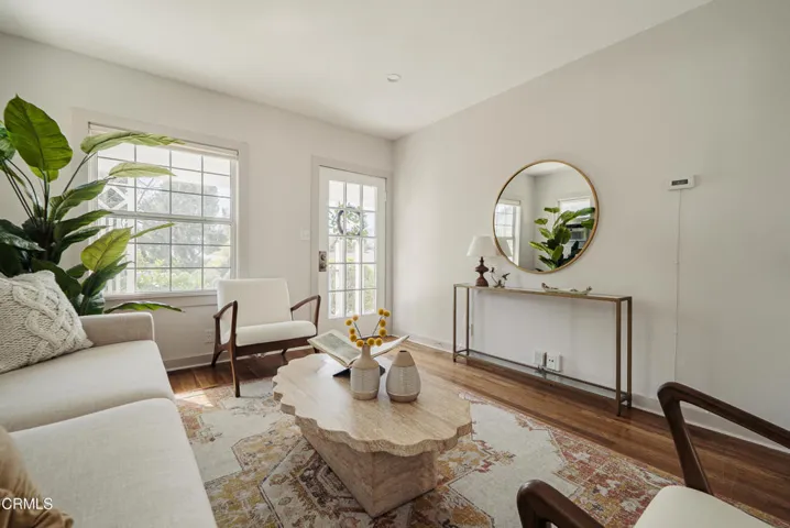 2843-los-olivos-lane-la-crescenta-living