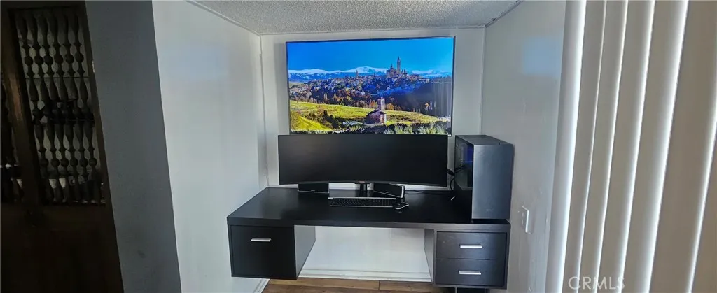 Built in Desk