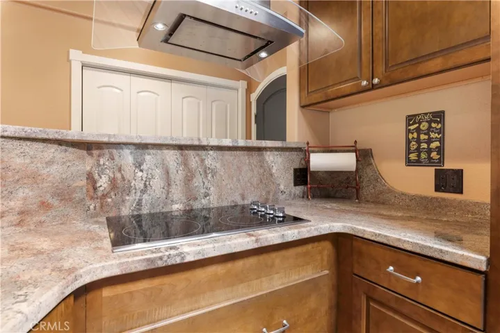 3103 Manzanita, Kelseyville, California 95451