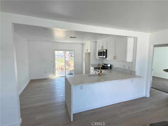 Kitchen 3