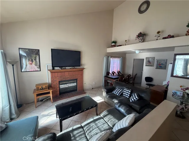 Family Room 1