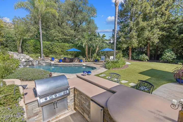1732 Crooked Trail Pl Westlake-large-043
