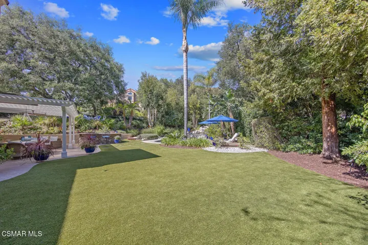 1732 Crooked Trail Pl Westlake-large-047