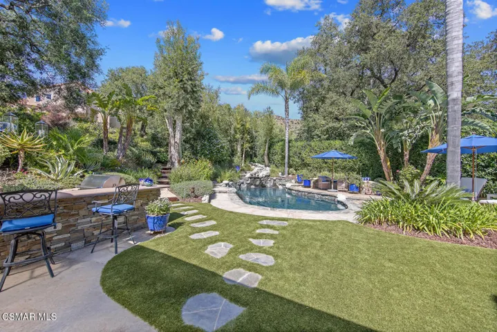 1732 Crooked Trail Pl Westlake-large-045