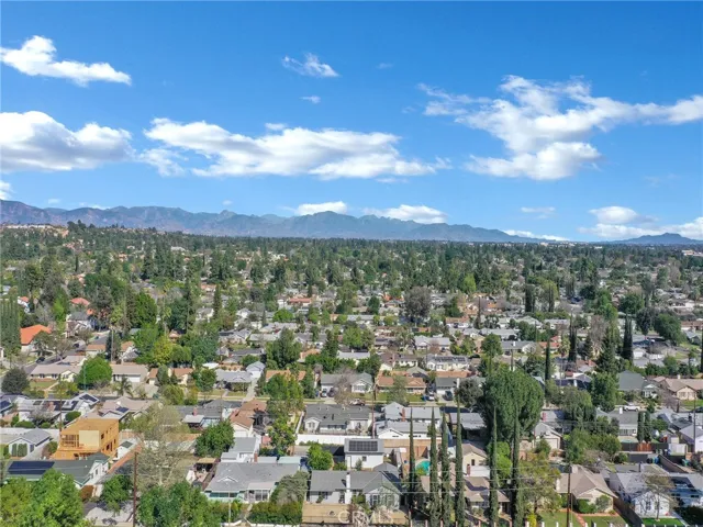 Overhead Neighborhood