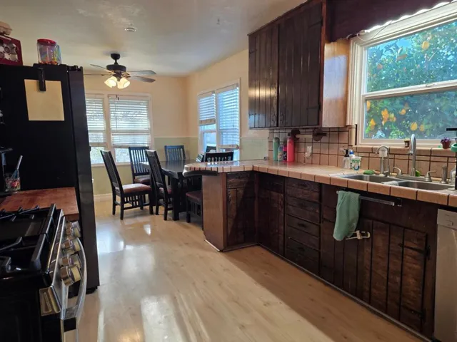 14200 Sycamore Avenue, San Martin, California 95046