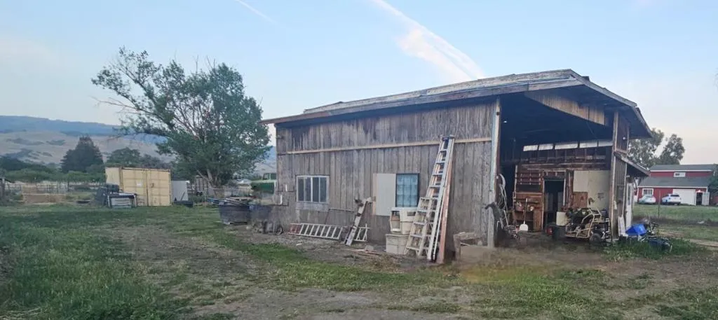 Barn