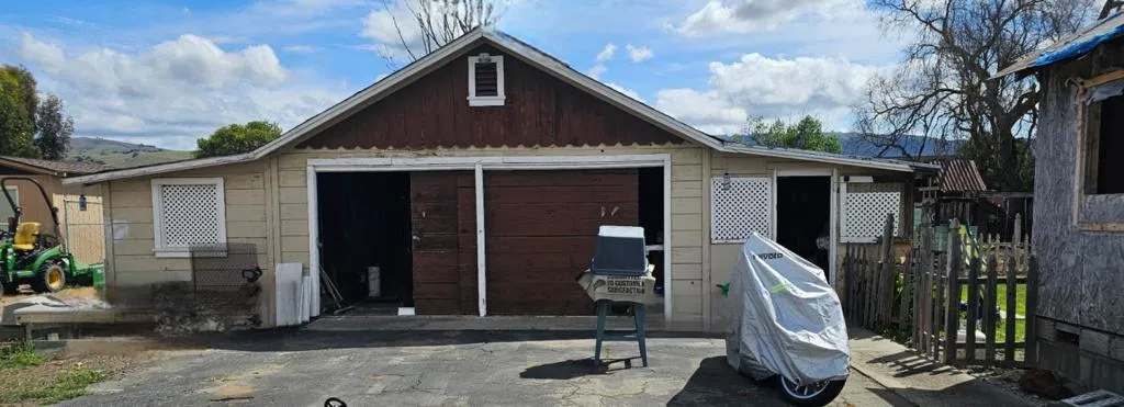 2 Car Garage with workshop space on each side