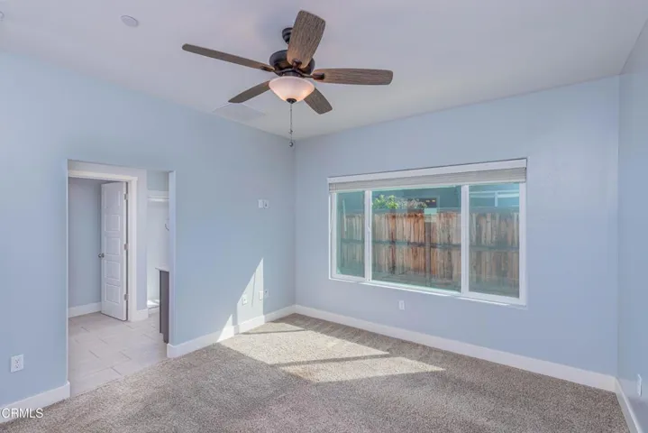 15_master_bedroom