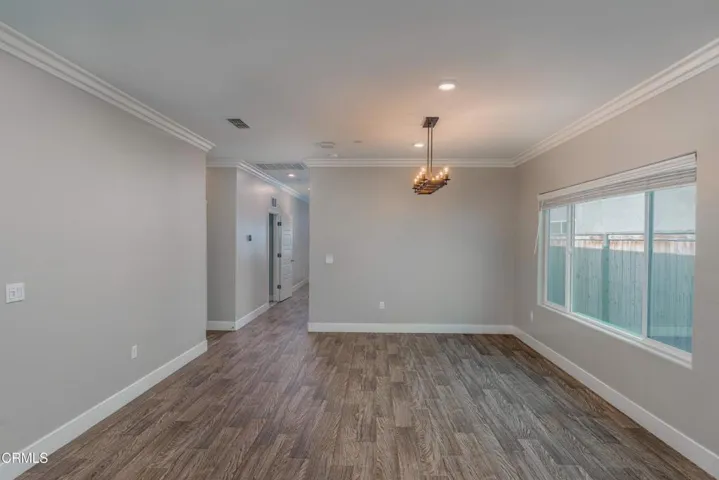 06_living_room_2