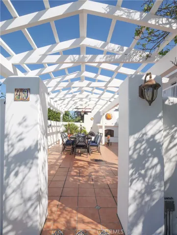 49 Saddleback, Rolling Hills, California 90274