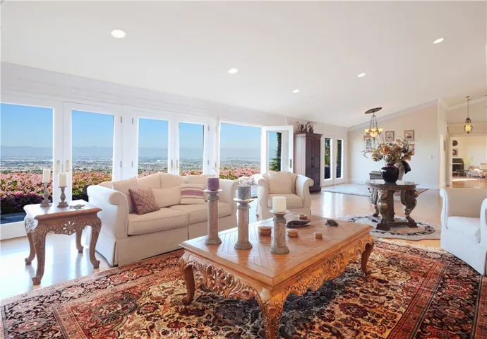 49 Saddleback, Rolling Hills, California 90274