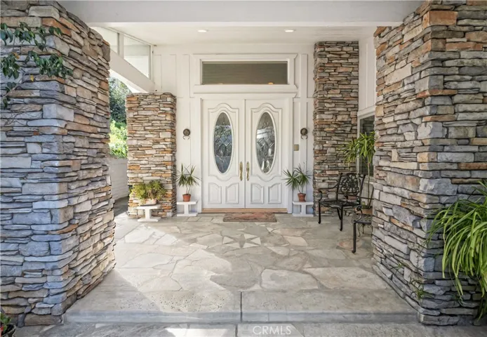 49 Saddleback, Rolling Hills, California 90274