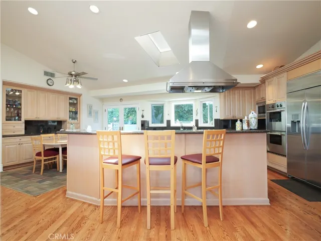 49 Saddleback, Rolling Hills, California 90274