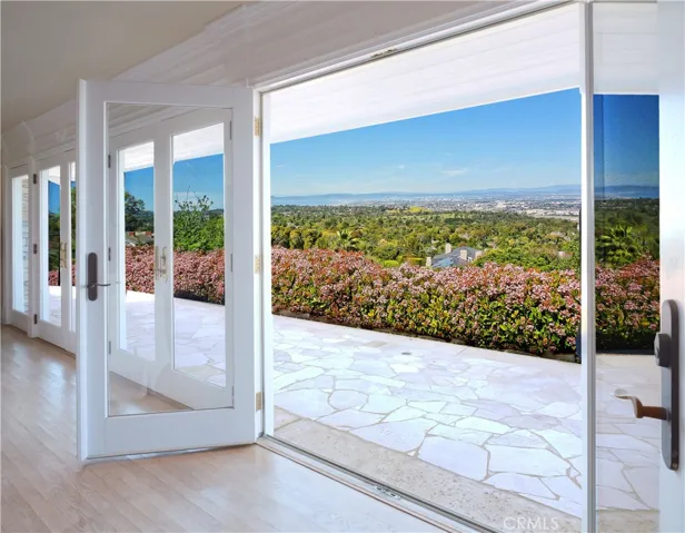 49 Saddleback, Rolling Hills, California 90274
