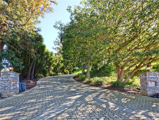 49 Saddleback, Rolling Hills, California 90274