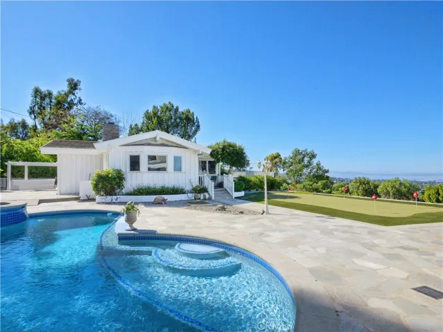 49 Saddleback, Rolling Hills, California 90274