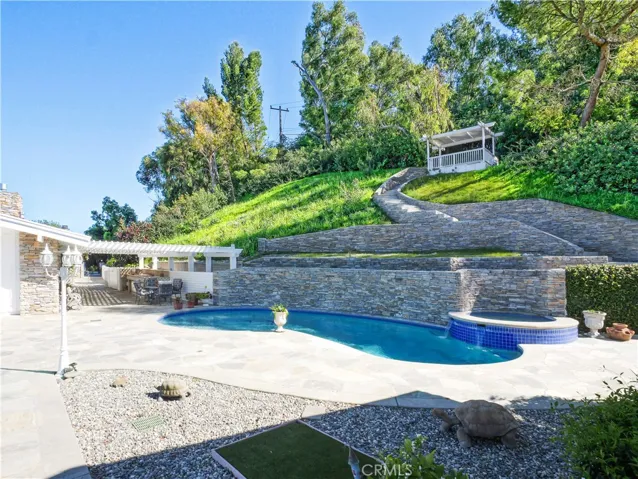 49 Saddleback, Rolling Hills, California 90274