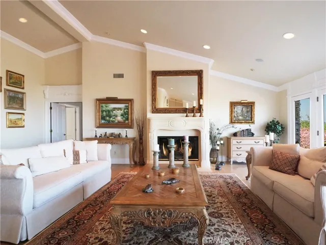 49 Saddleback, Rolling Hills, California 90274