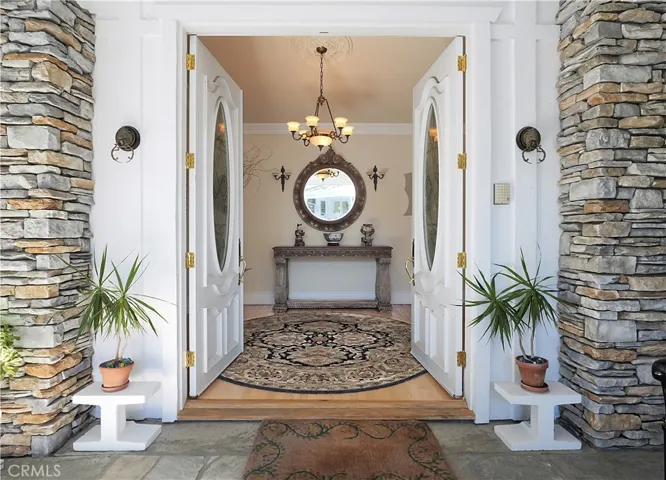 49 Saddleback, Rolling Hills, California 90274