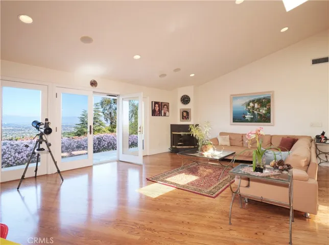 49 Saddleback, Rolling Hills, California 90274