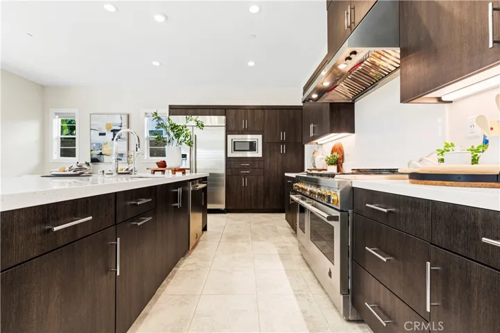 161 Walworth, Lake Forest, California 92630