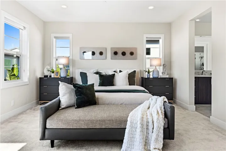 161 Walworth, Lake Forest, California 92630