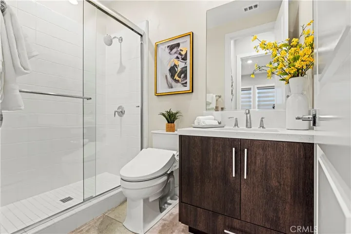 161 Walworth, Lake Forest, California 92630