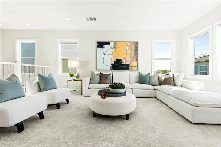 161 Walworth, Lake Forest, California 92630
