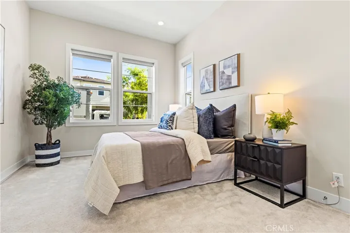 161 Walworth, Lake Forest, California 92630