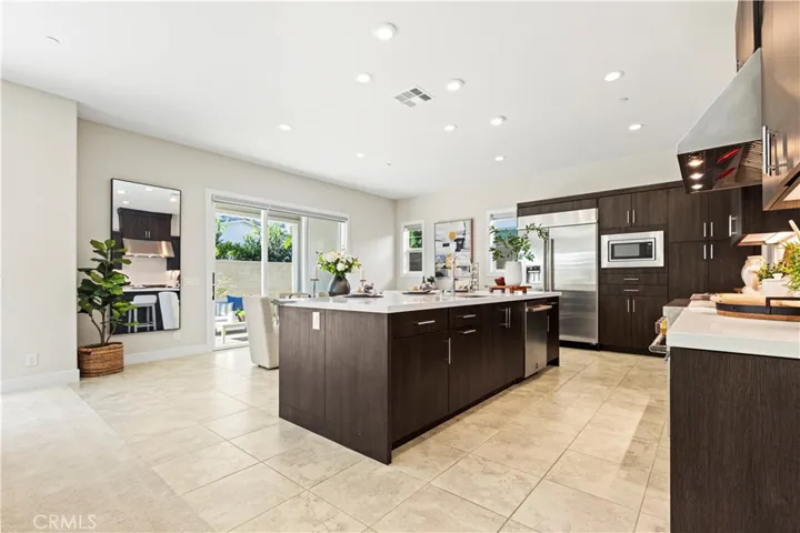 161 Walworth, Lake Forest, California 92630