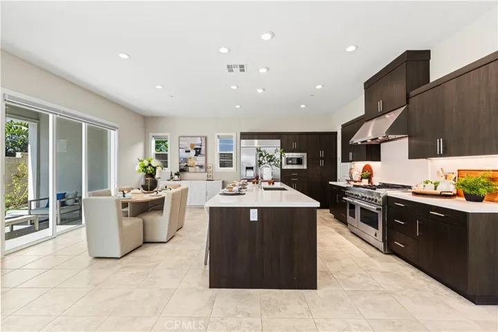 161 Walworth, Lake Forest, California 92630