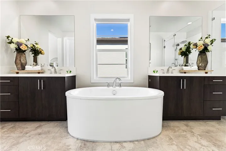 161 Walworth, Lake Forest, California 92630