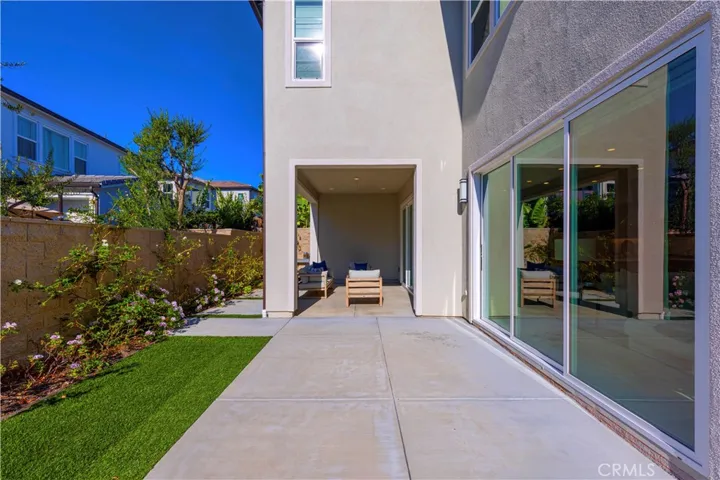 161 Walworth, Lake Forest, California 92630