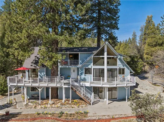 Side view looking toward the golf course