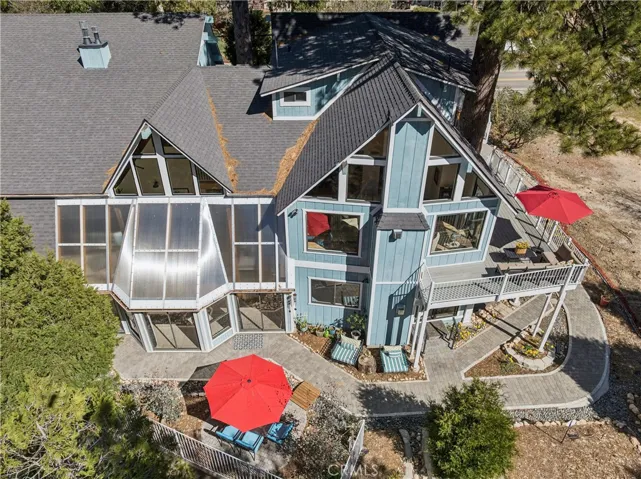 Overview of the back side of the property