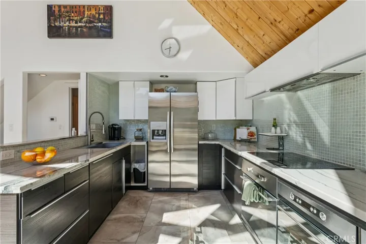 Gorgeous main floor kitchen