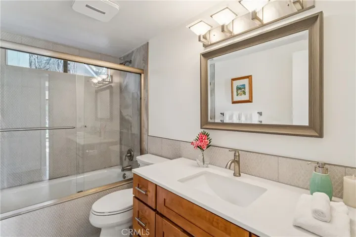 Main floor bathroom
