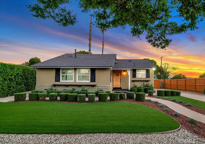 20768 Skouras, Winnetka, California 91306