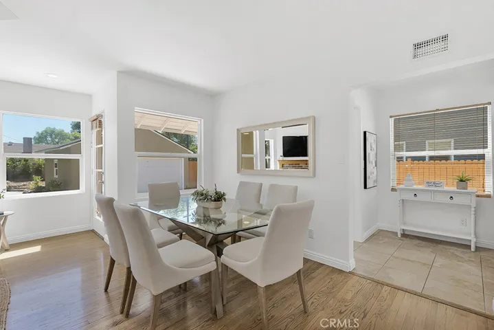20768 Skouras, Winnetka, California 91306