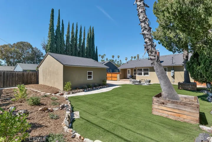 20768 Skouras, Winnetka, California 91306