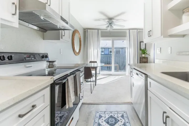 835 Bing Drive 24, Santa Clara, California 95051