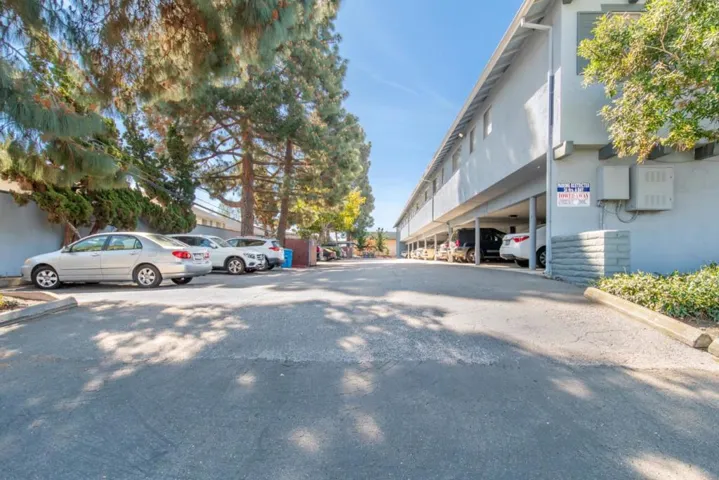 835 Bing Drive 24, Santa Clara, California 95051