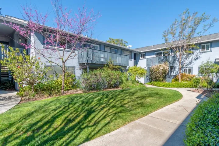 835 Bing Drive 24, Santa Clara, California 95051