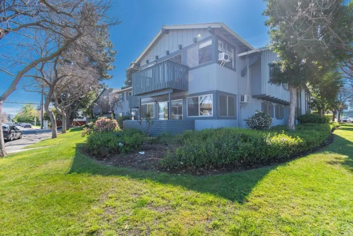 835 Bing Drive 24, Santa Clara, California 95051