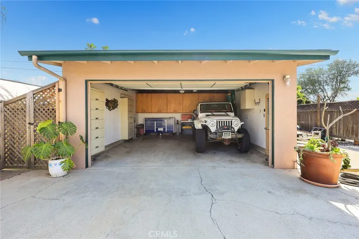 346 Teasdale Drive, Claremont, California 91711