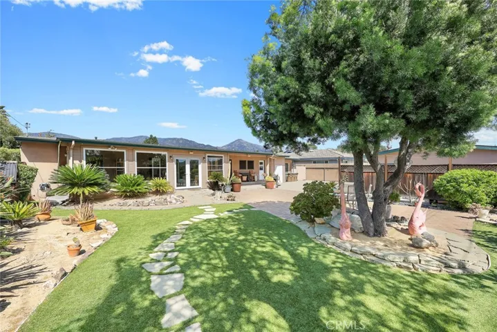 346 Teasdale Drive, Claremont, California 91711