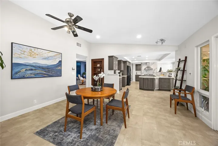346 Teasdale Drive, Claremont, California 91711